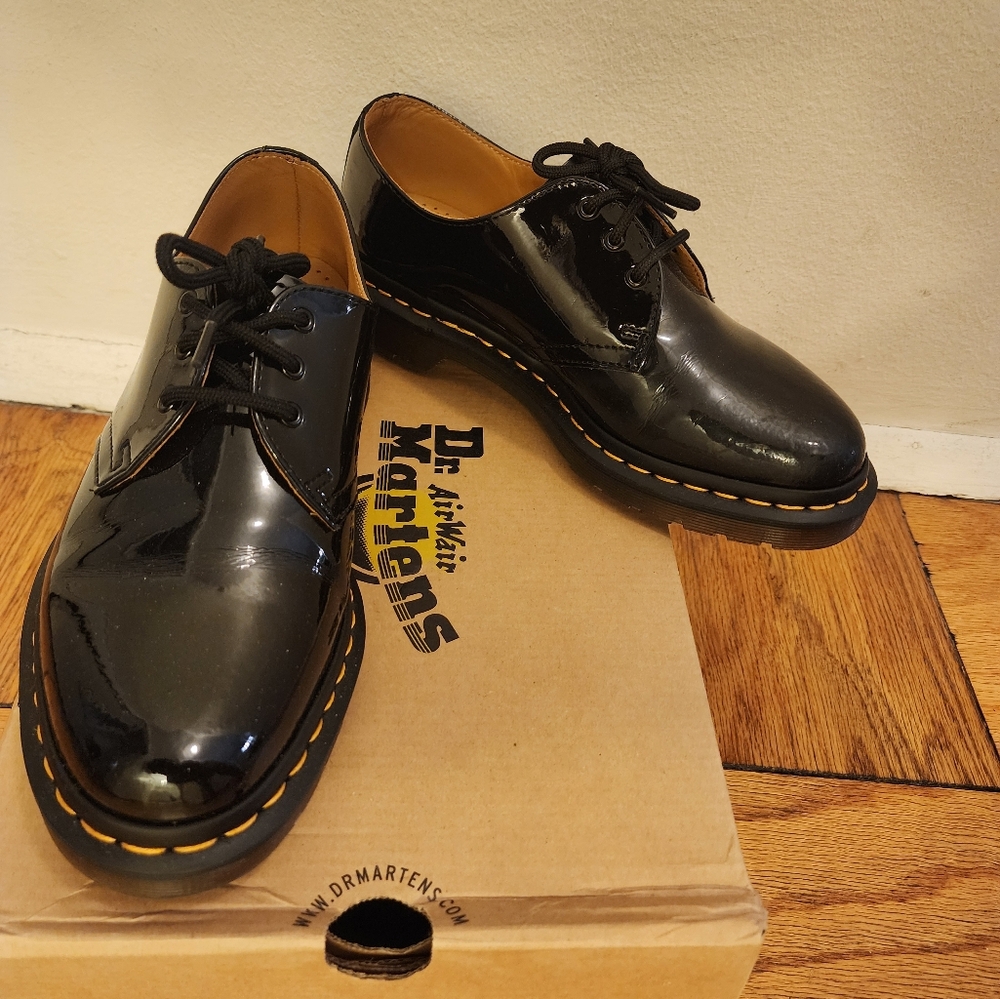 Preloved Patent Leather Dr. Martens